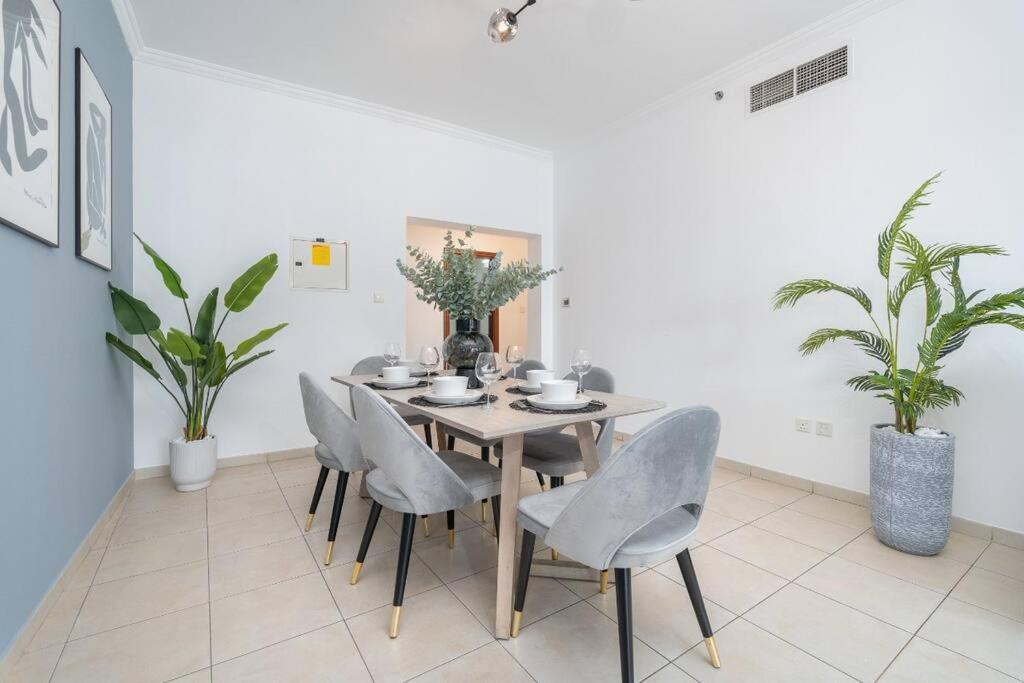 Havn - 2 Bedroom In Downtown, 10mins To Mall Apartment